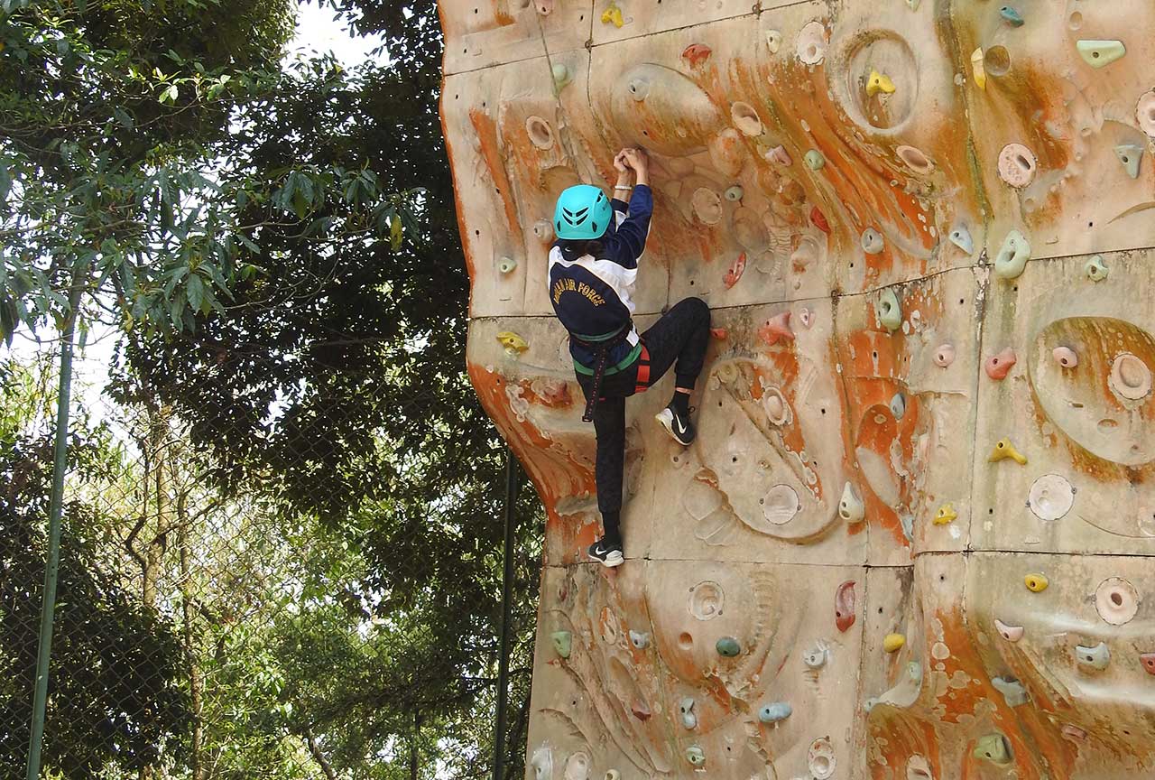 Rock-Climbing-Course